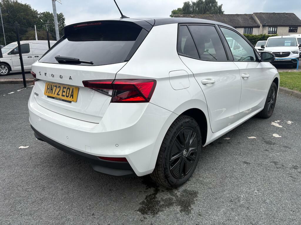 Skoda Fabia Colour Edition HN72EOA White #3
