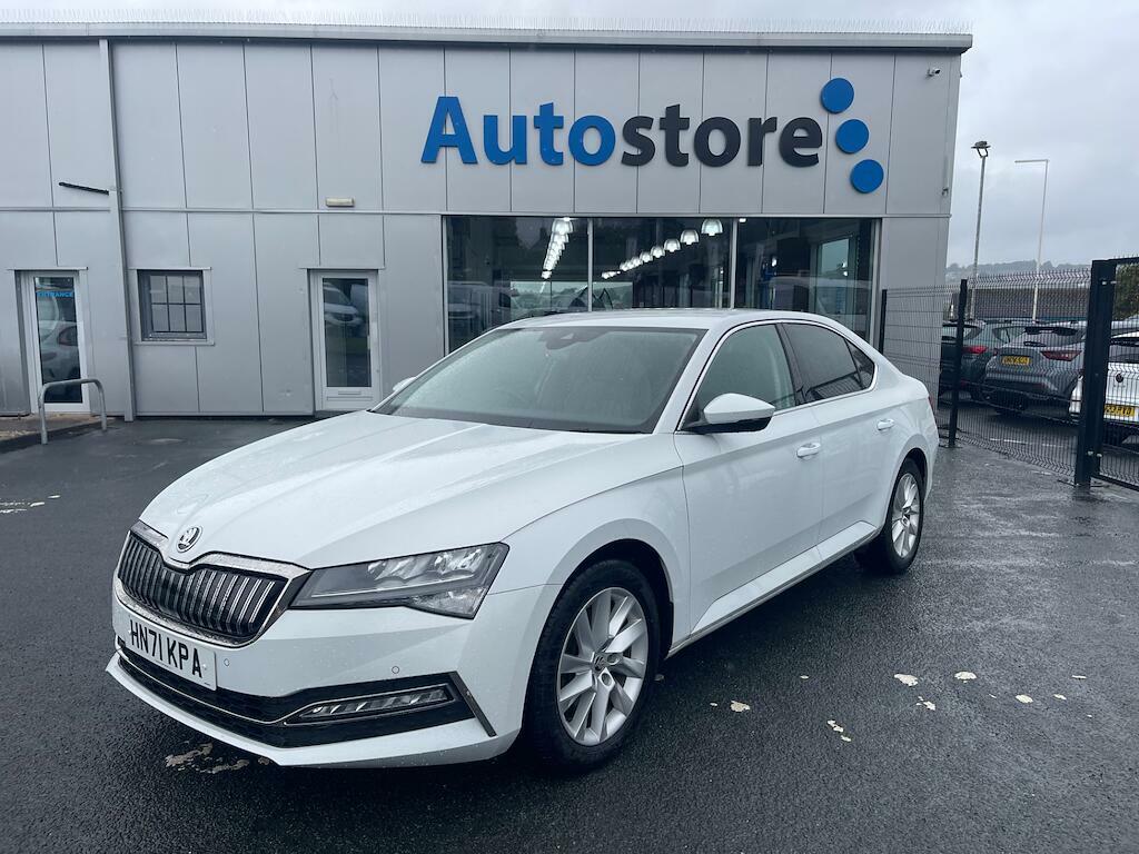 Skoda Superb Se Technology White