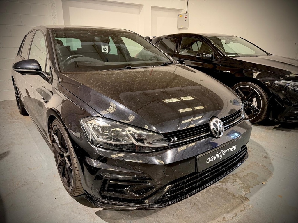 Volkswagen Golf Tsi R VO18MHM Black