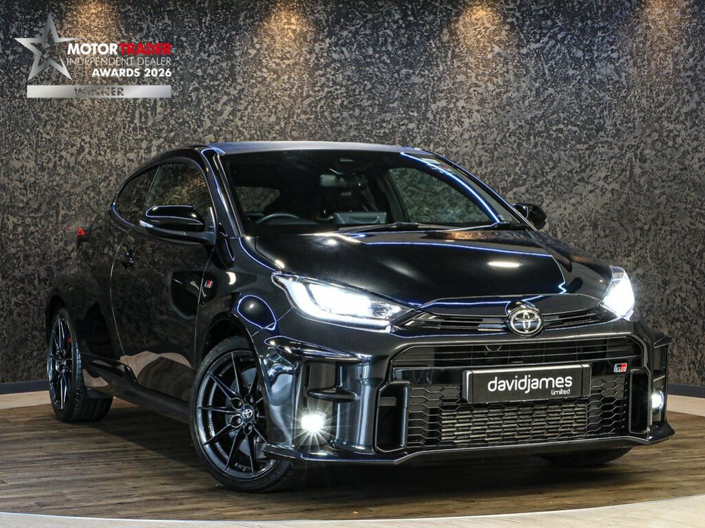 Toyota Yaris T Gr Circuit Black