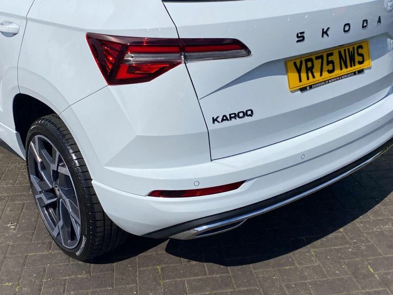 Skoda Karoq 1.5 Tsi Act Sportline Edition Suv Dsg E White #5