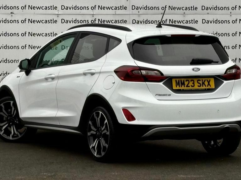 Ford Fiesta 1.0T Ecoboost Active X Hatchback White #4