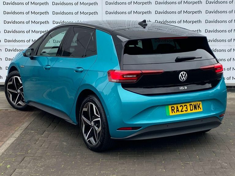 Volkswagen ID.3 Pro S 77Kwh Tour Hatchback 4 Se Green #4