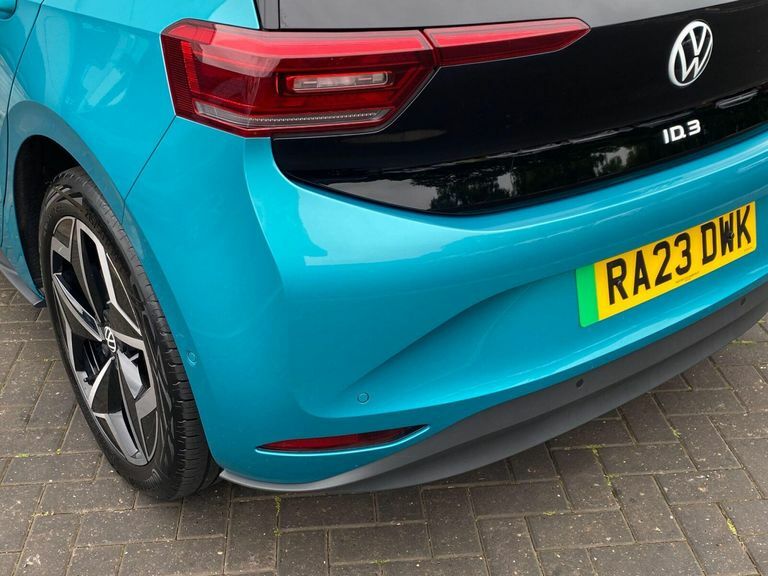 Volkswagen ID.3 Pro S 77Kwh Tour Hatchback 4 Se Green #5