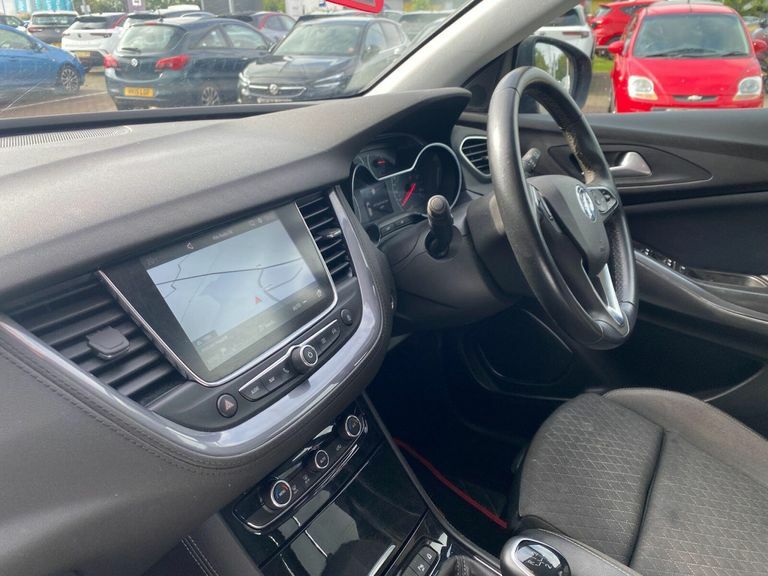 Vauxhall Grandland X 1.5 Turbo D Griffin Suv Euro 6 WJ70WPY Red #3