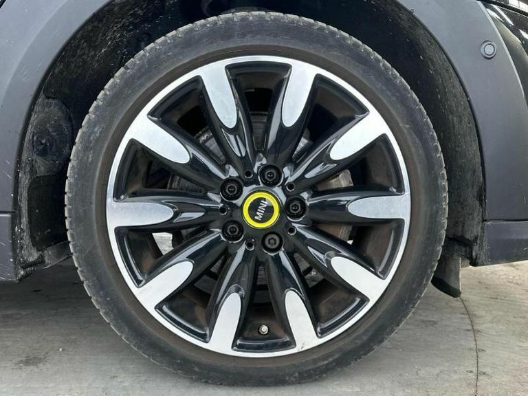Mini Hatch Cooper Se 32.6Kwh Level 3 Hatchback A Black #5