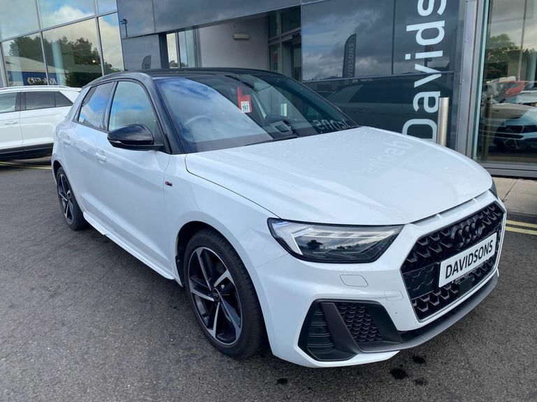 Audi A1 1.0 Tfsi 30 S Line Sportback S Tronic E White