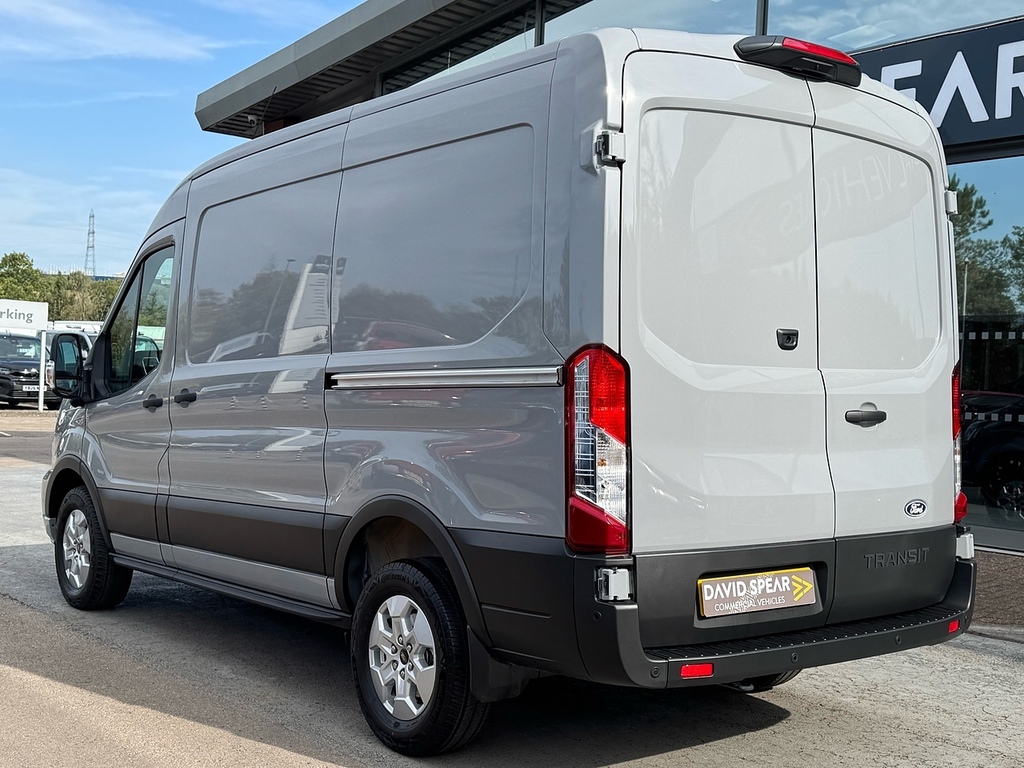 Ford Transit Custom 350 L2 H2 Limited 165Ps With Sat Nav, He Grey #4