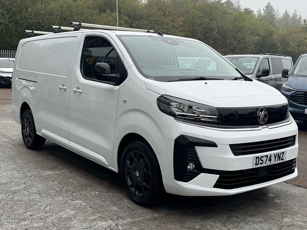 Vauxhall Vivaro Turbo D Pro Lwb 145Ps With Air Con, Sat Nav Reve DS74YNZ White #3