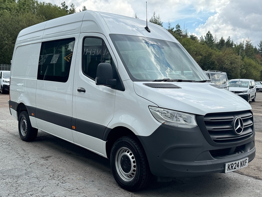 Mercedes-Benz Sprinter 315 Cdi Progressive L2 H2 Mwb 150Ps 6 Seat Crew Va KR24NXF White #3