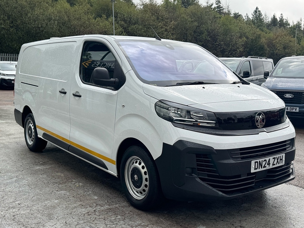 Vauxhall Vivaro Turbo D Prime XL 145Ps Lwb With Air Con, Roof Beac DN24ZXH White #3