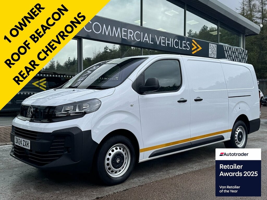 Vauxhall Vivaro Turbo D Prime XL 145Ps Lwb With Air Con, Roof Beac White