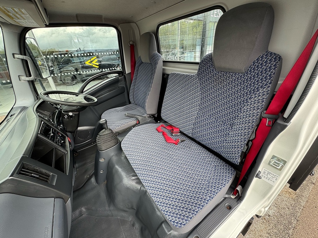 Isuzu  1.9D N35 Green Rwd Swb Euro 6 Trw White #4
