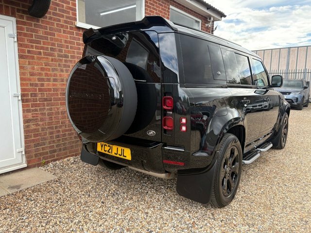 Land Rover Defender 110 3.0 D300 Mhev Se Black #6