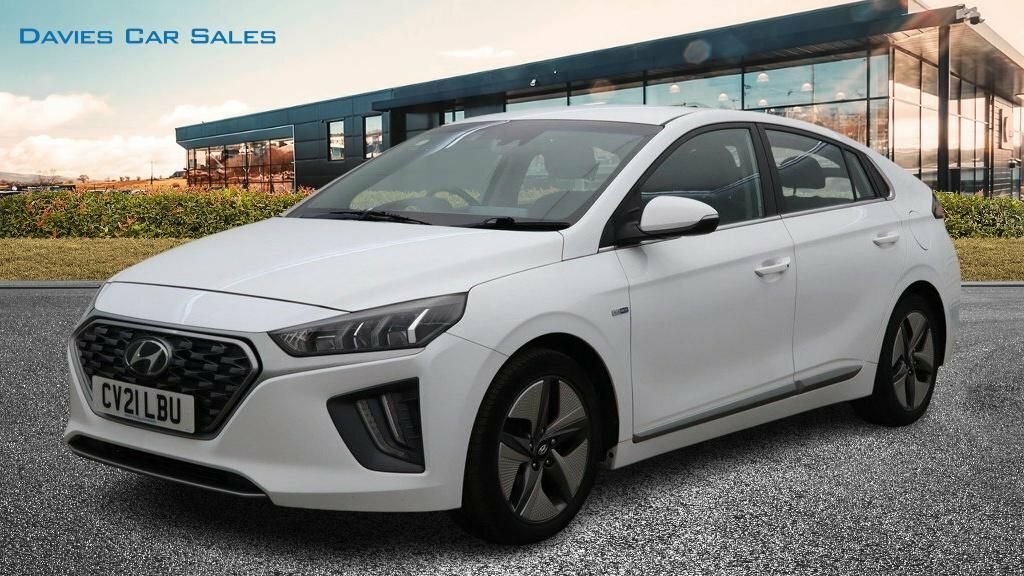 Hyundai Ioniq Hatchback White #2