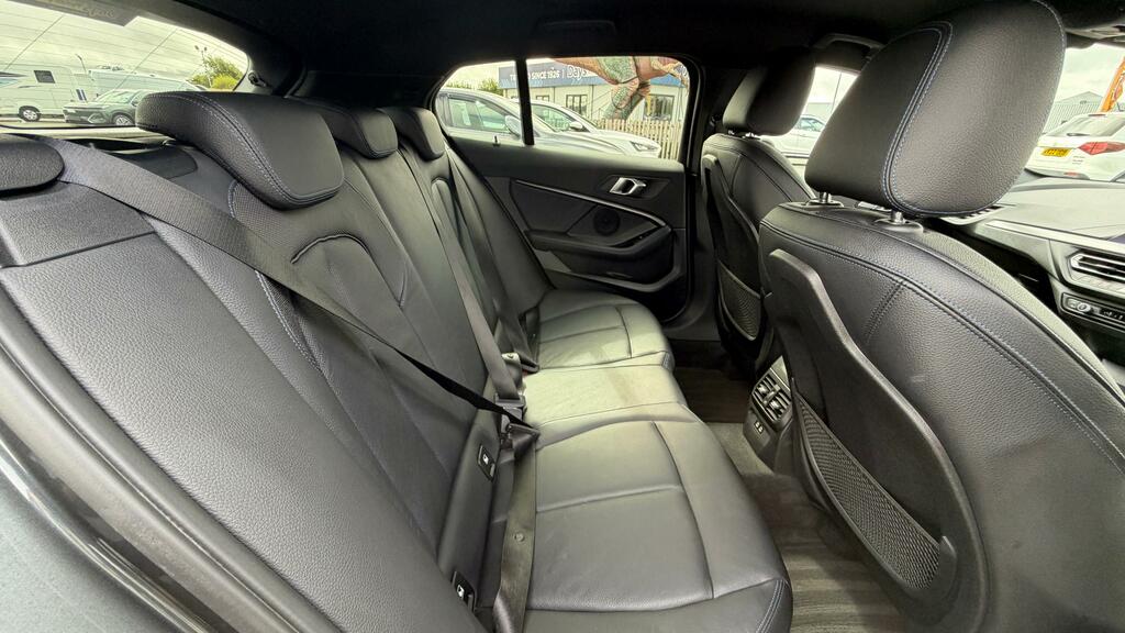 BMW 1 Series Se Grey #23