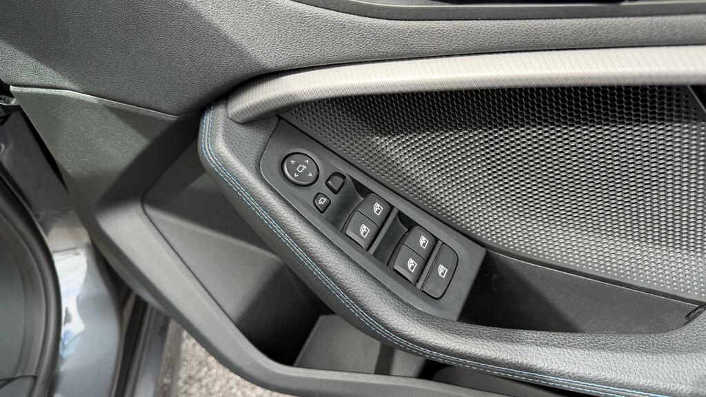 BMW 1 Series Se Grey #10