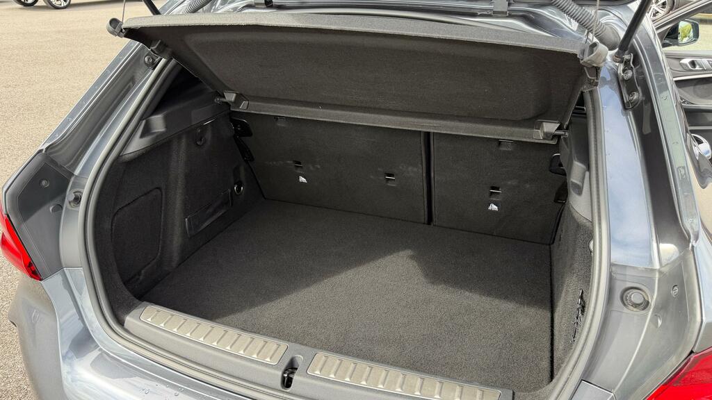 BMW 1 Series Se Grey #25