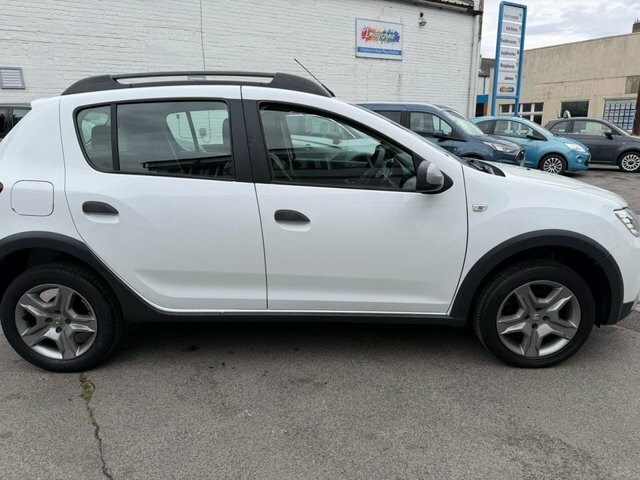 Dacia Sandero Stepway 0.9 Tce Ambiance Hatchback Euro White #6