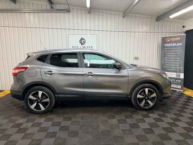 Nissan Qashqai Dig-t N-connecta Suv Grey #5