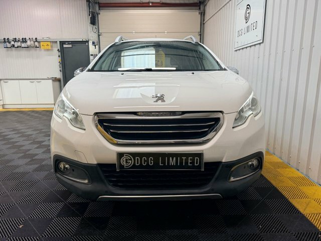 Peugeot 2008 Vti Puretech Crossway Suv White #2