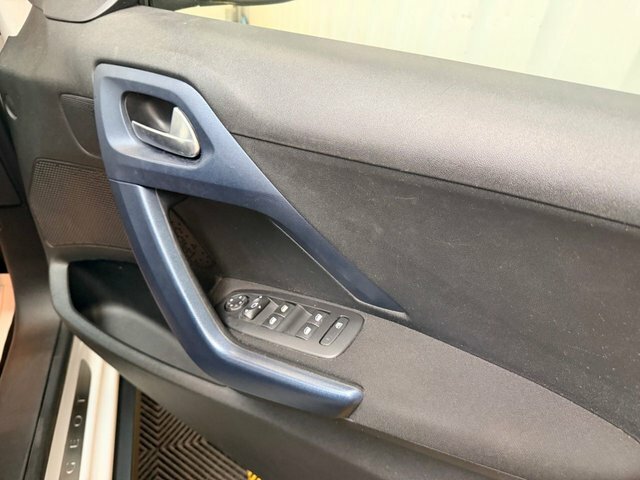 Peugeot 2008 Hdi Active Grey #26