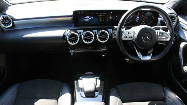 Mercedes-Benz A Class A200 Amg Line Edition SN22OPT Grey #3