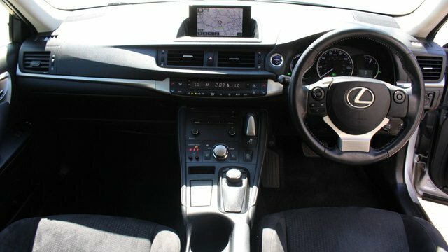 Lexus CT 200H Advance Hatchback Silver #3