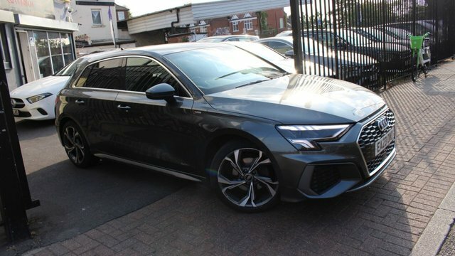 Audi A3 Tfsi 30 S Line EA23OMD Grey
