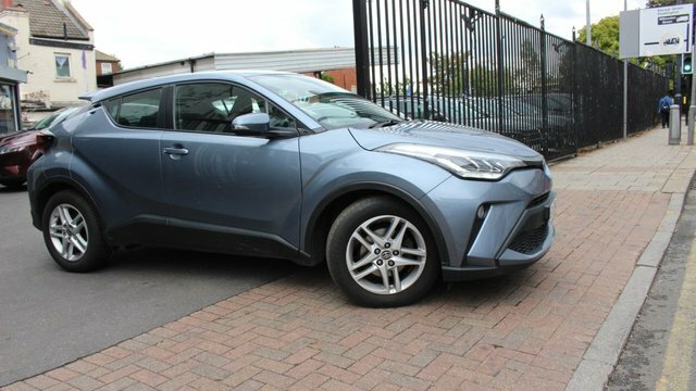 Toyota C-Hr Vvt-h Gpf Icon Suv Grey