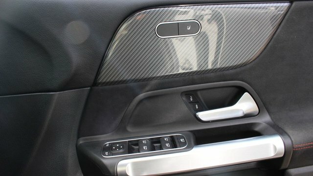 Mercedes-Benz GLB Class Glb200 Amg Line Suv White #5