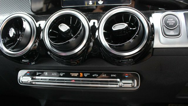 Mercedes-Benz GLB Class 2.0 220D Amg Line 8G-dct 4Matic Black #11