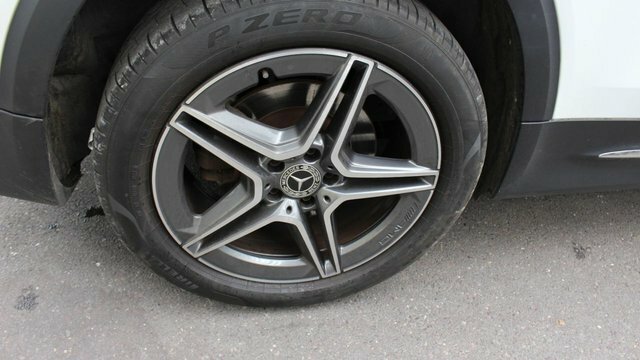 Mercedes-Benz GLB Class 2.0 220D Amg Line 8G-dct 4Matic Black #18