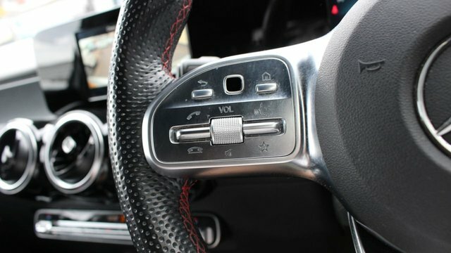Mercedes-Benz GLB Class 2.0 220D Amg Line 8G-dct 4Matic Black #13