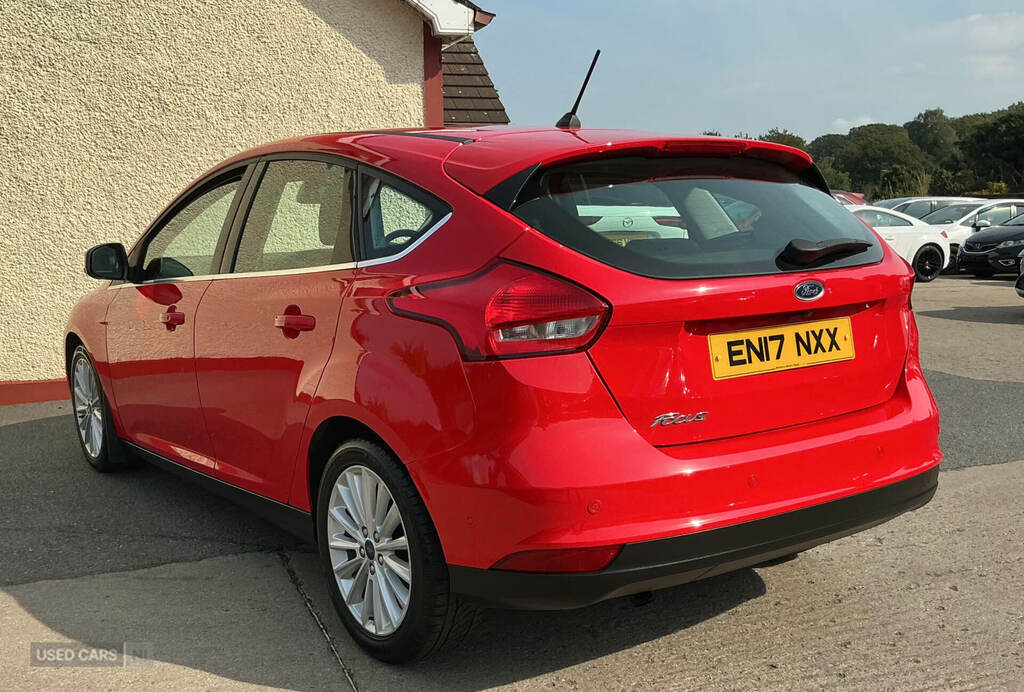 Ford Focus 1.5 Tdci 120 Titanium X EN17NXX Red #3