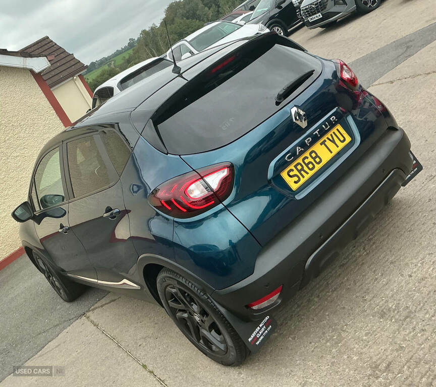 Renault Captur 1.5 Dci 90 Iconic Edc Black #3