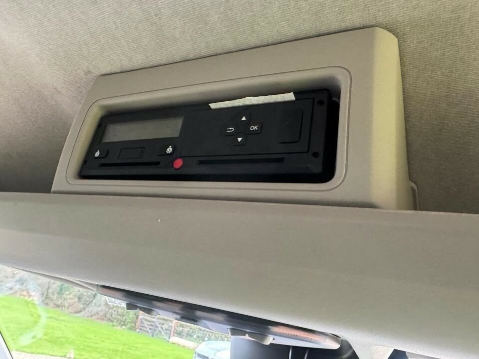 Peugeot Boxer 2.0 Bluehdi 440 Mini Bus Silver #5