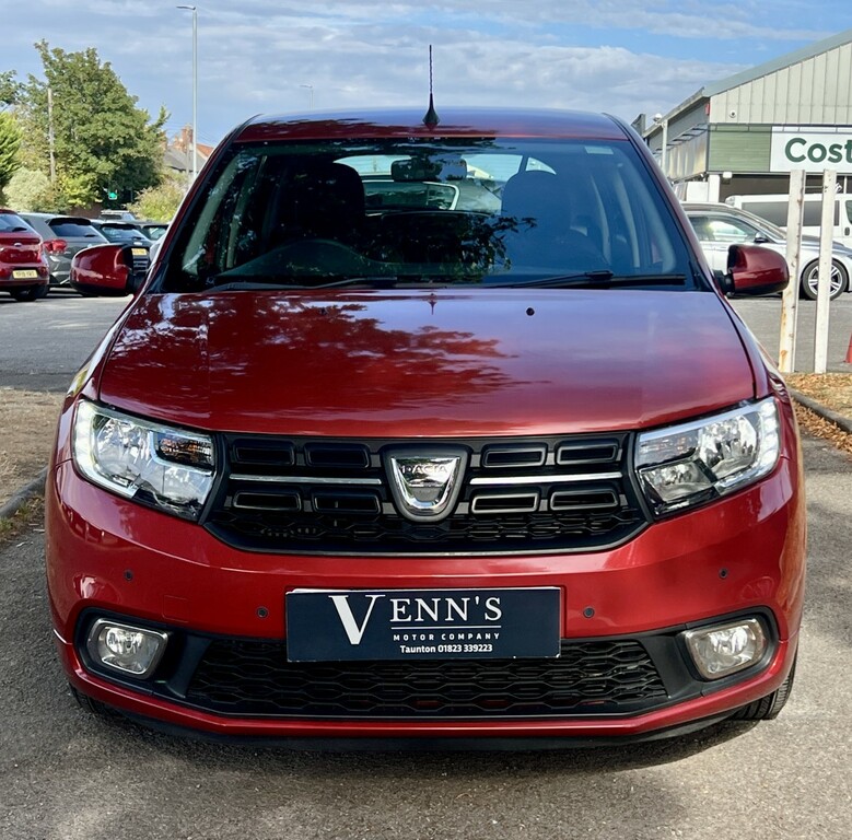 Dacia Sandero Hatchback 0.9 Laureate Tce 90 201767 Red #2