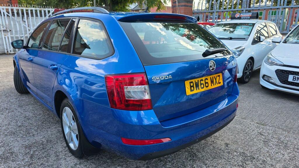 Skoda Octavia 2.0 Tdi Se L Euro 6 Ss BW66MXZ Blue #5