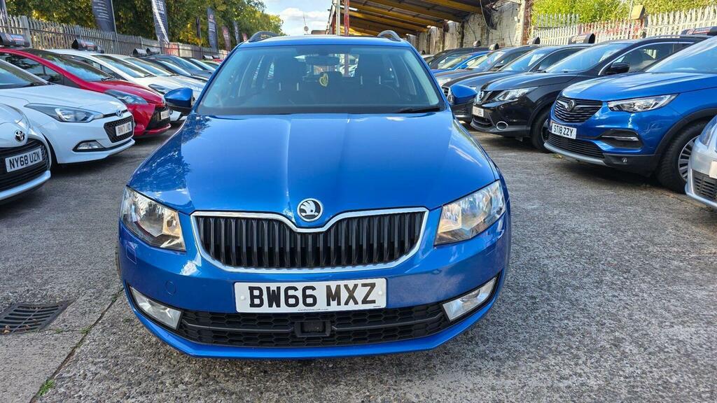 Skoda Octavia 2.0 Tdi Se L Euro 6 Ss BW66MXZ Blue #4
