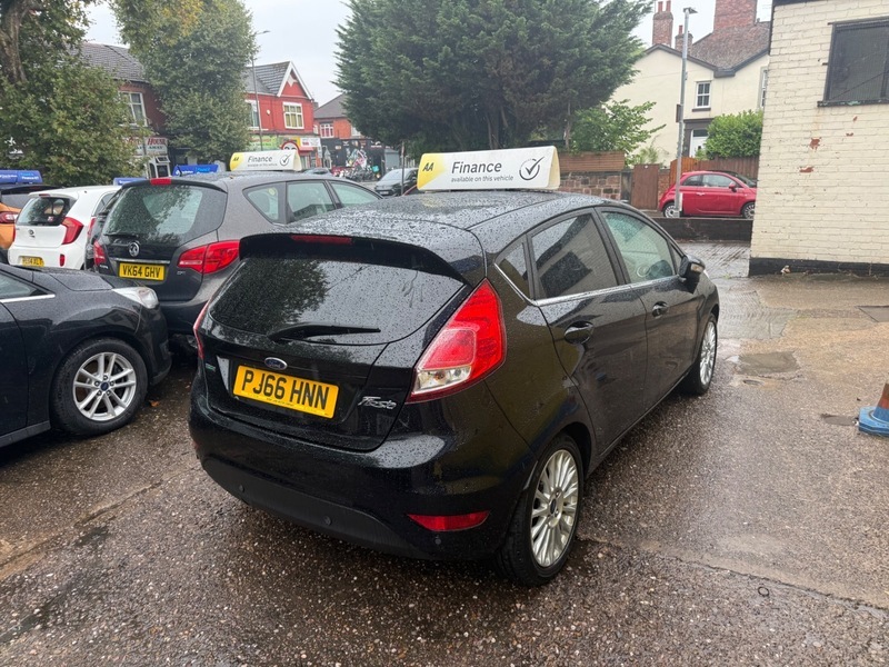 Ford Fiesta Zetec PJ66HNN Black #4