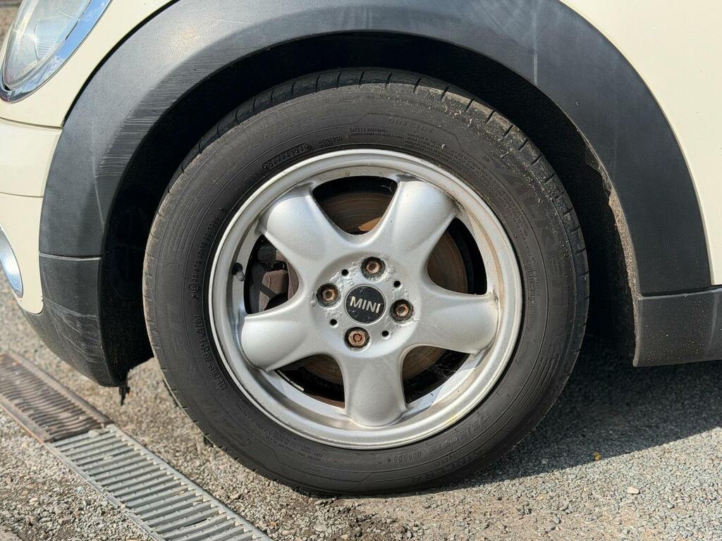 Mini Hatch One 1.6I  #15