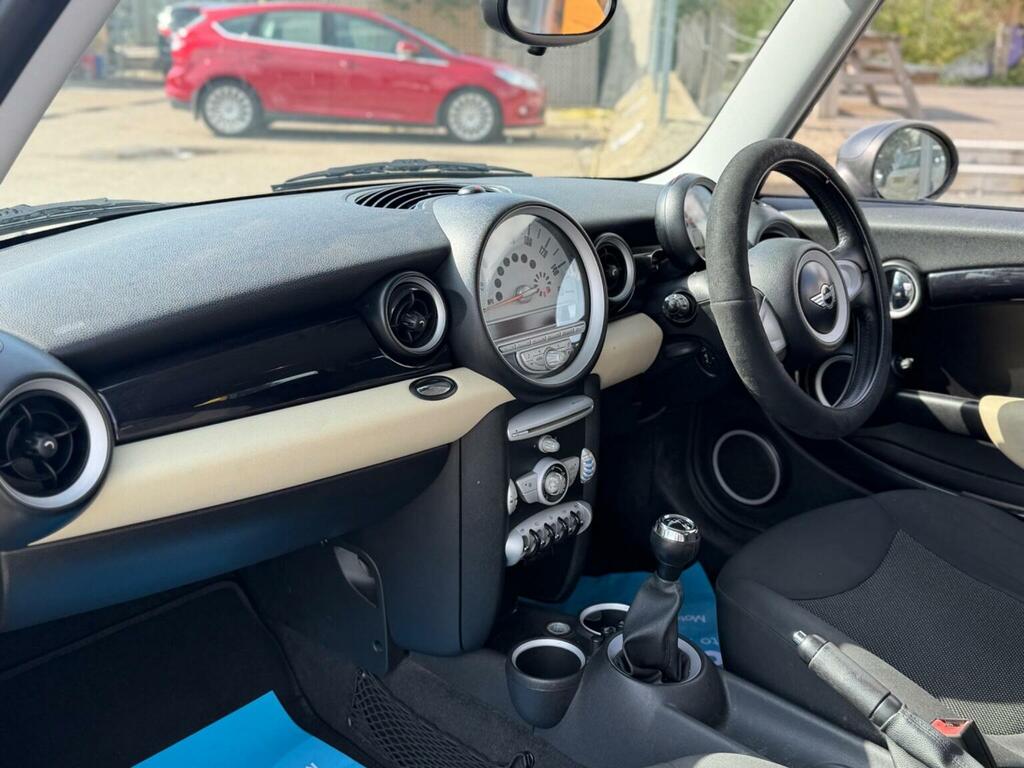 Mini Hatch One 1.6I  #12