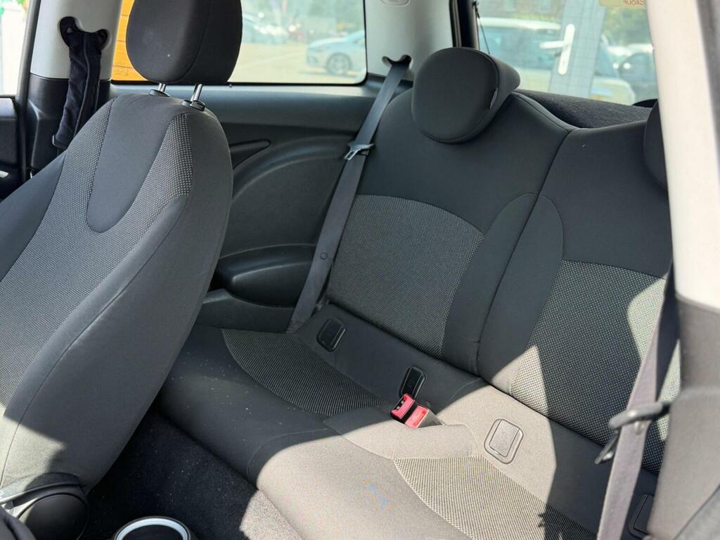 Mini Hatch One 1.6I  #11