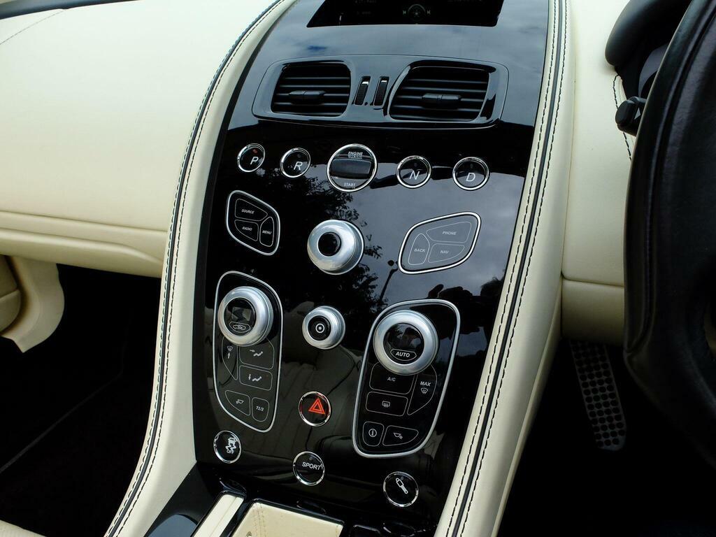 Aston Martin DB9 Limited Edition Grey #18