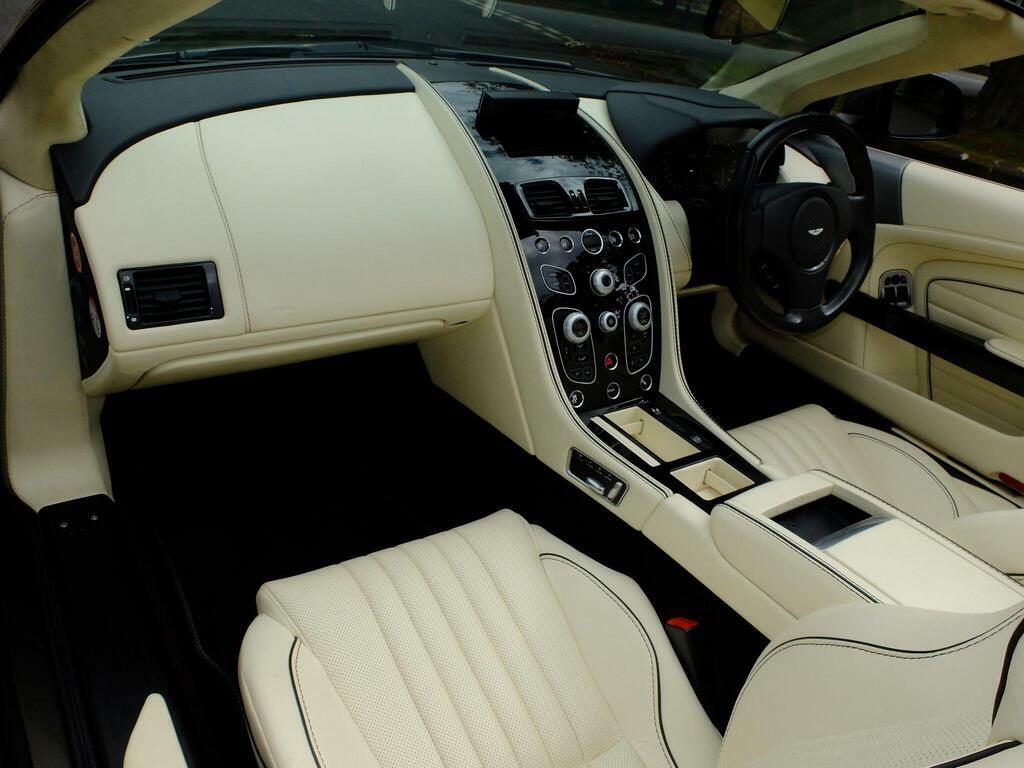 Aston Martin DB9 Limited Edition Grey #11
