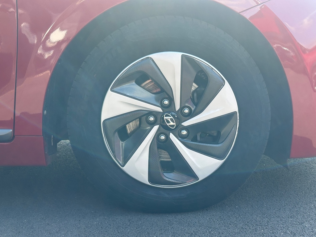 Hyundai Ioniq 1.6 Gdi Hybrid Premium Dct Red #4