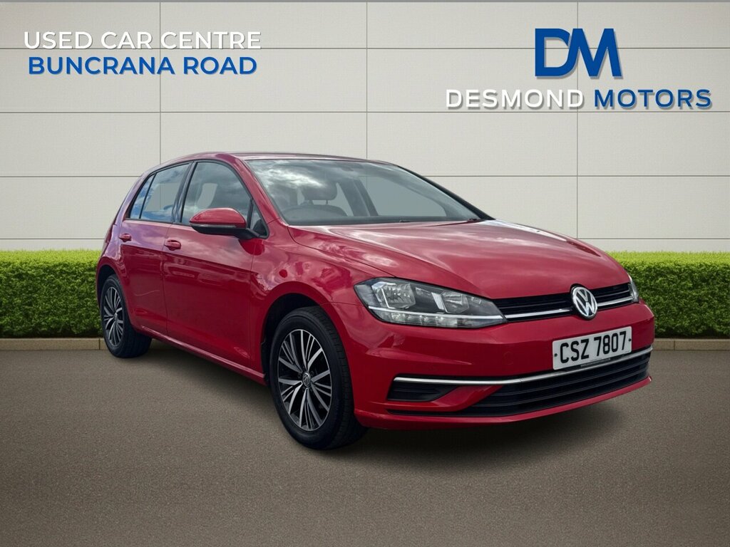Volkswagen Golf Se Tsi Red