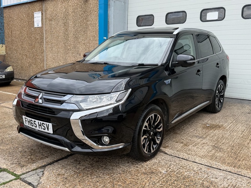 Mitsubishi Outlander 2.0H 12Kwh Gx4h Cvt FH65HSV Black #3