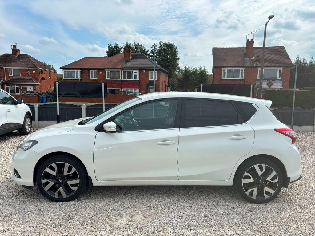 Nissan Pulsar Hatchback 1.2 Dig-t Tekna Euro 6 Ss 20166 CE66OWH White #5